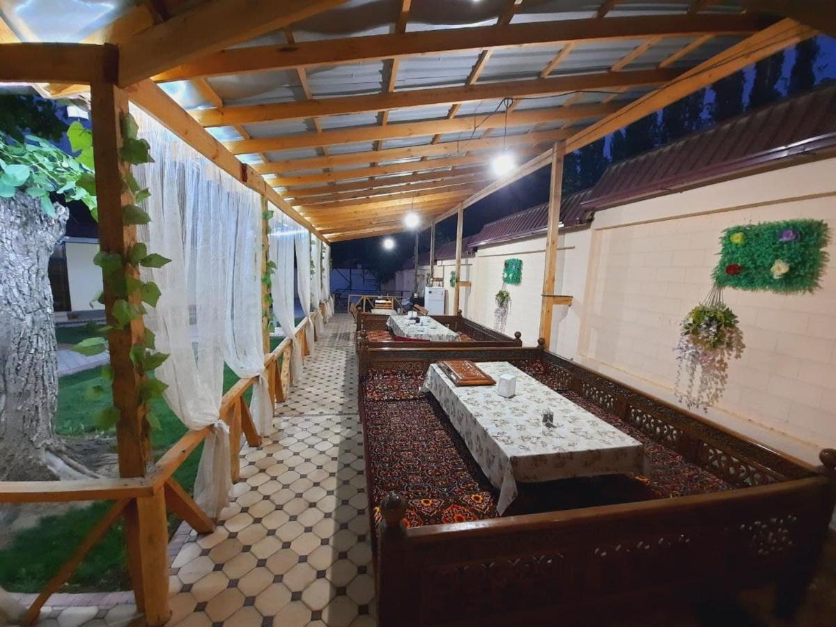 Зона Отдых Apachi В Горах Чимган Hotell Eksteriør bilde