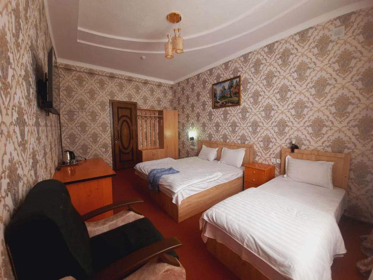 Зона Отдых Apachi В Горах Чимган Hotell Eksteriør bilde
