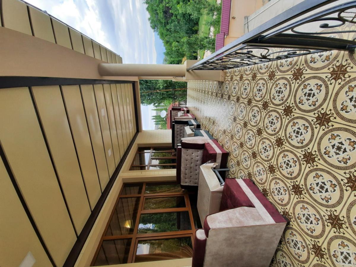 Зона Отдых Apachi В Горах Чимган Hotell Eksteriør bilde
