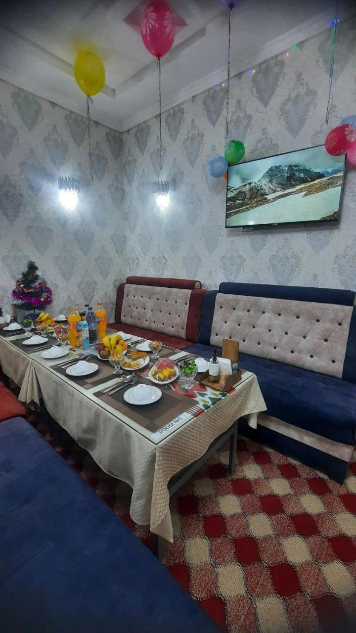 Зона Отдых Apachi В Горах Чимган Hotell Eksteriør bilde