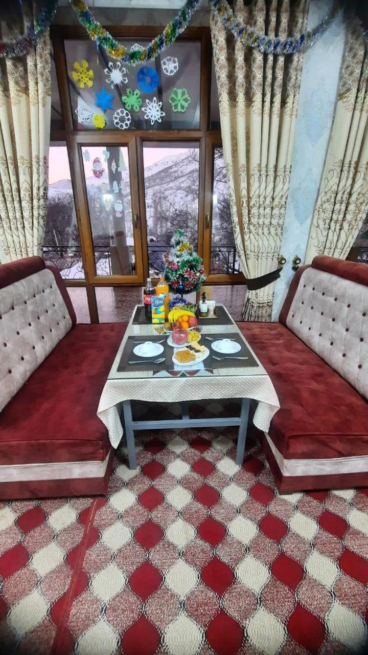 Зона Отдых Apachi В Горах Чимган Hotell Eksteriør bilde